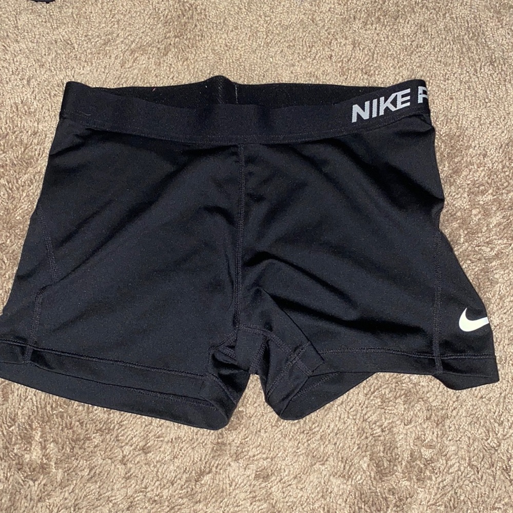 Black Nike pros